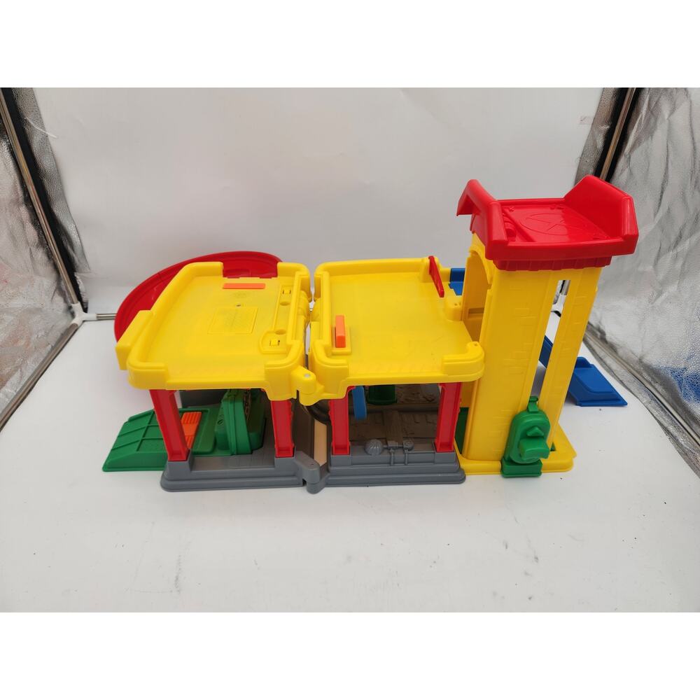 Vintage Little People 2002 Ramps Around Garage - Picture 4 of 4